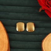 Ripple Shell Studs