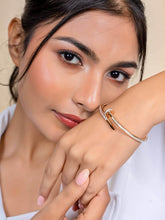 Luxe Nail Curve Bangle