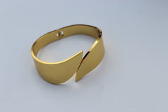 Edge Gleam Bracelet