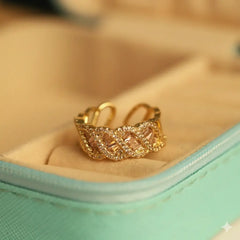 Serene Wave 18K Gold Adjustable Ring