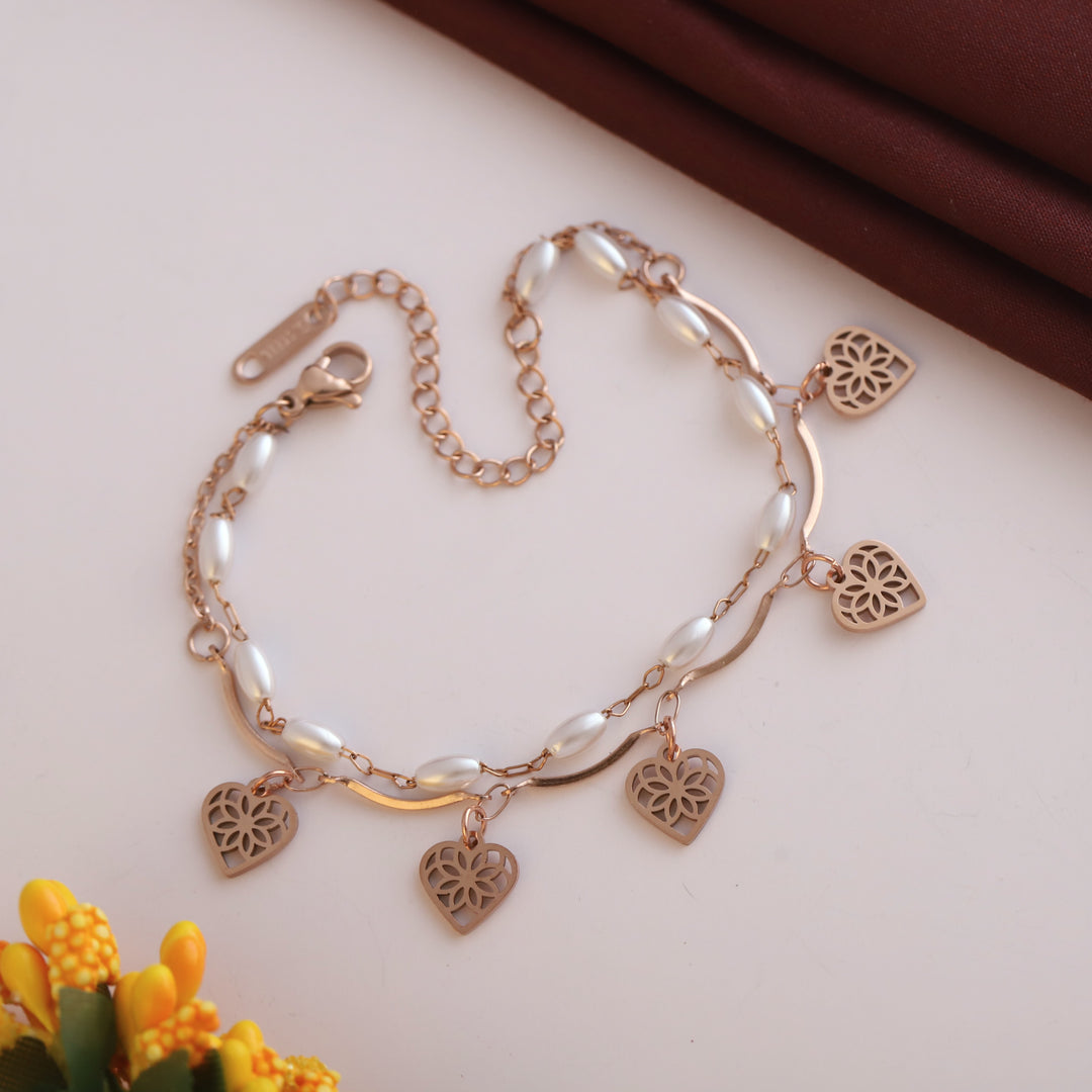 Petal Pearl Bracelet