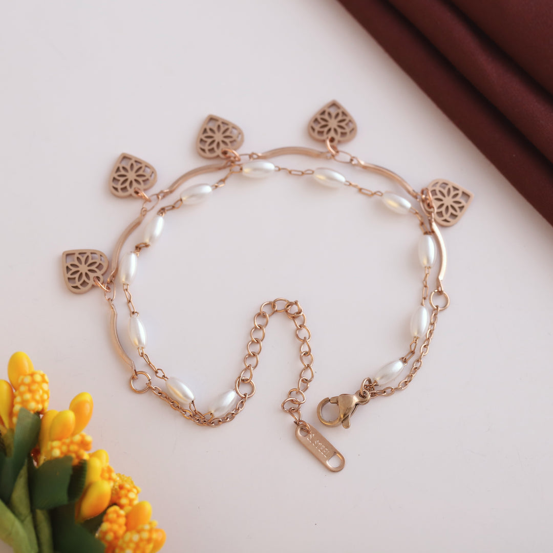 Petal Pearl Bracelet