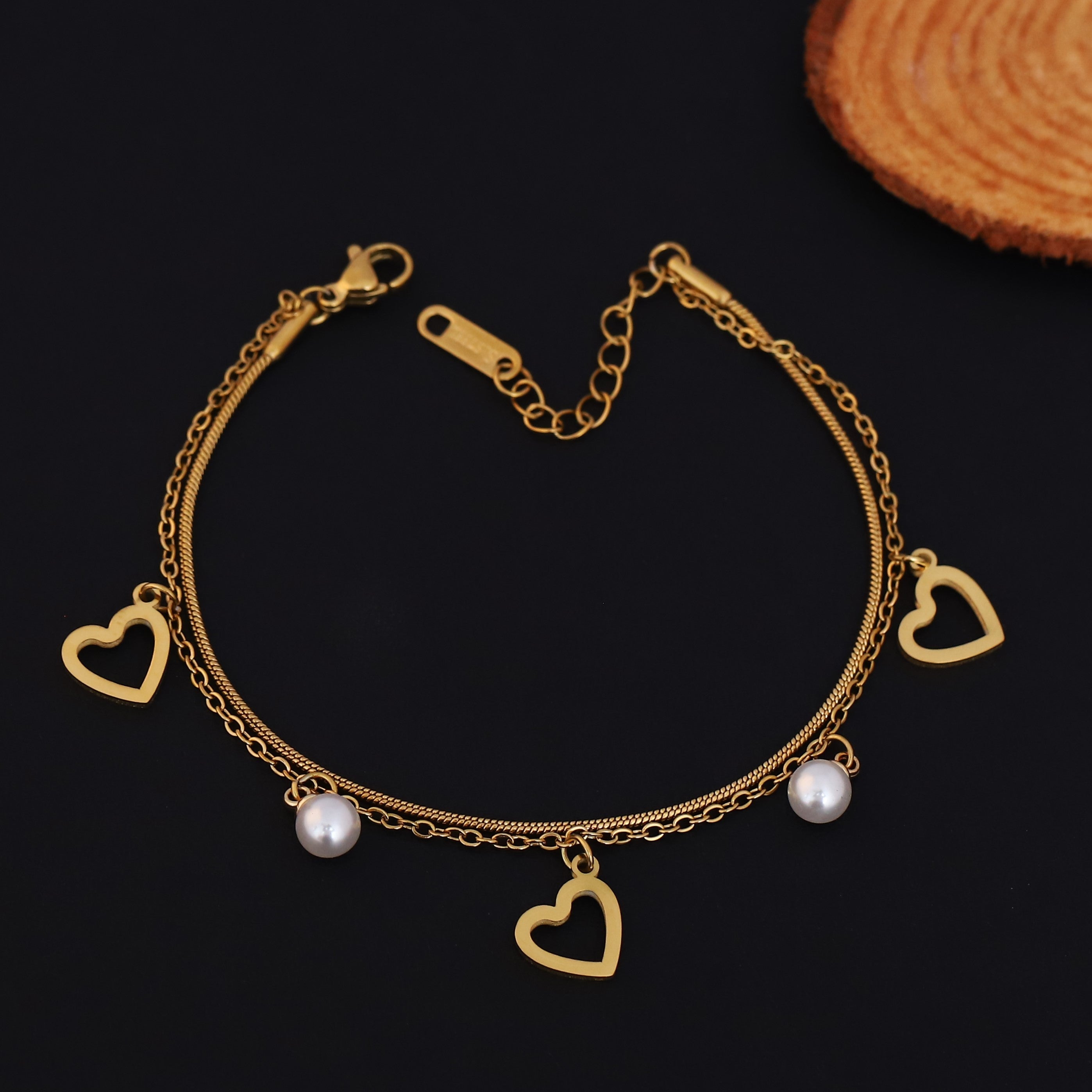 Heartstrings Pearl Bracelet