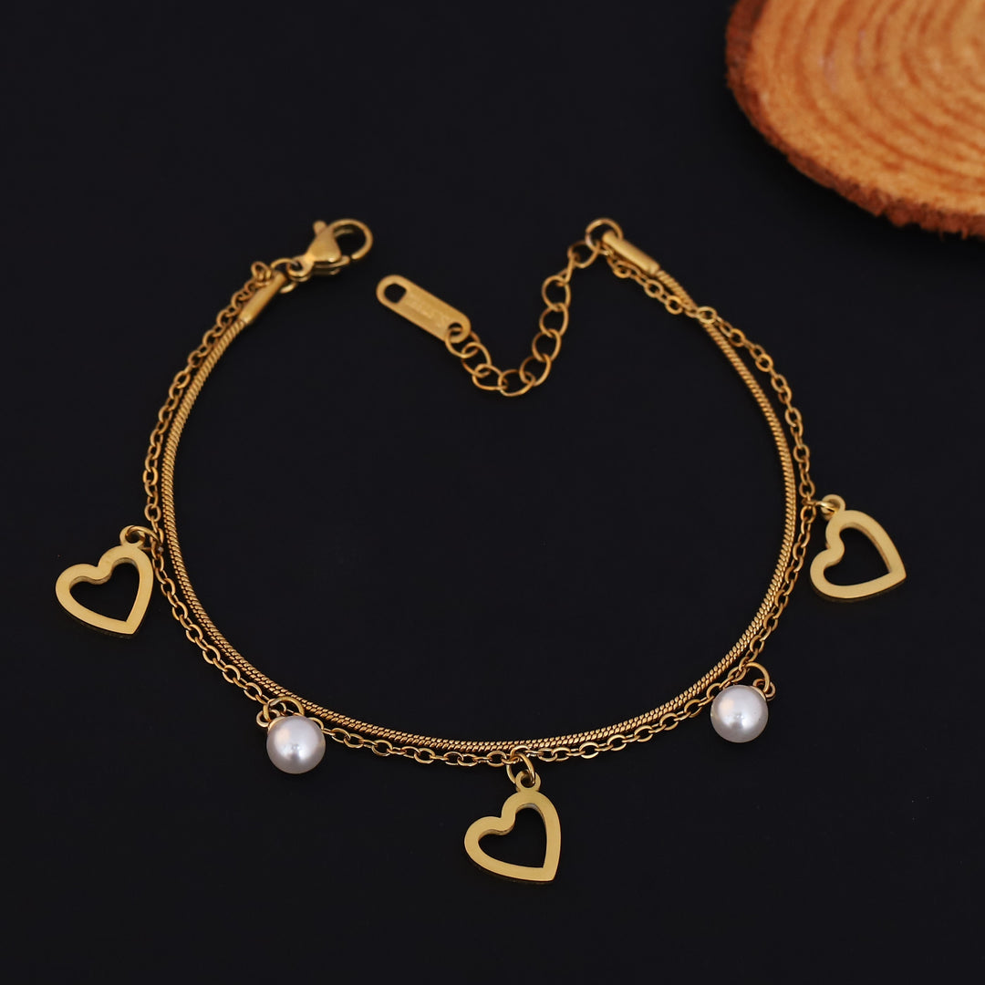 Heartstrings Pearl Bracelet