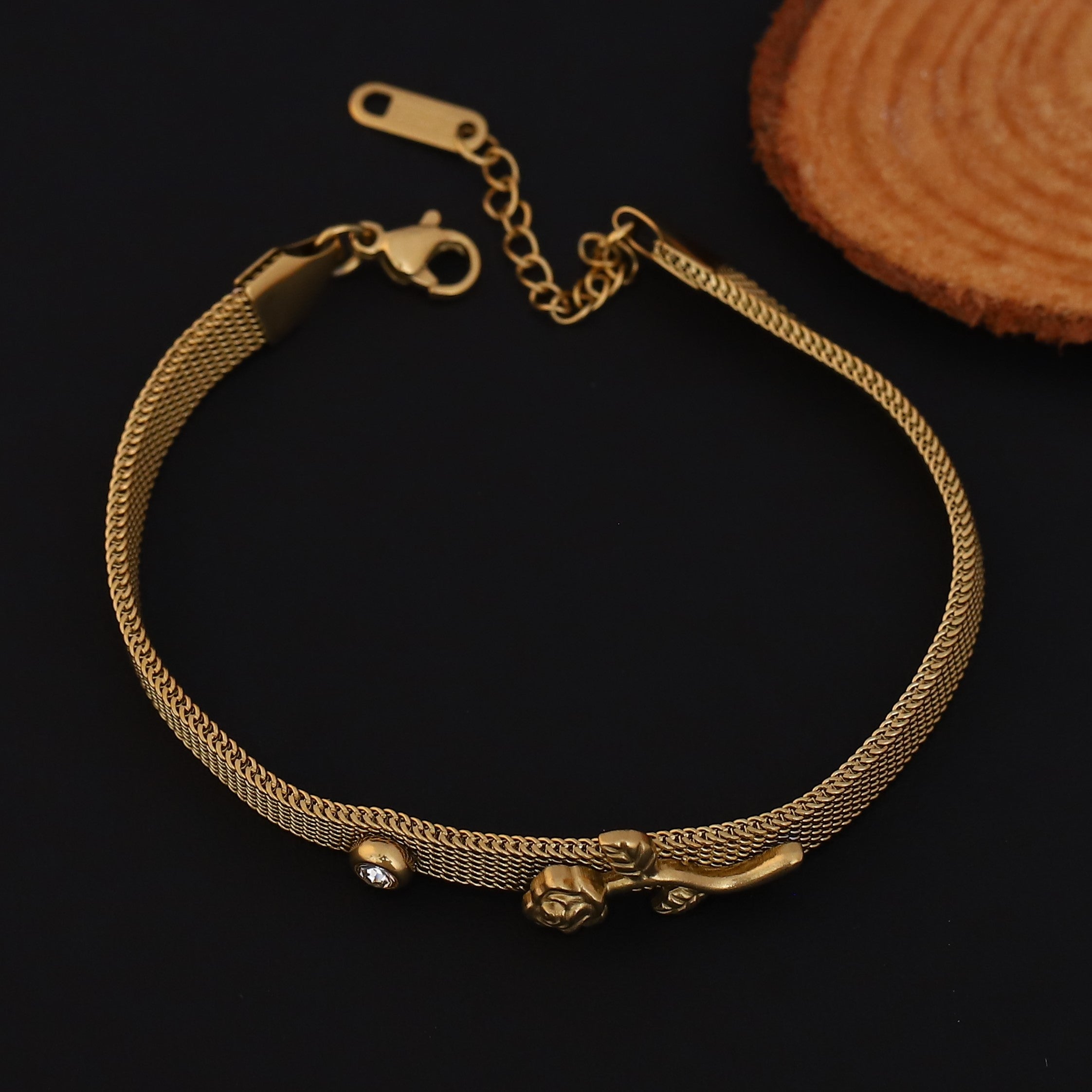 Golden RoseMesh Bracelet