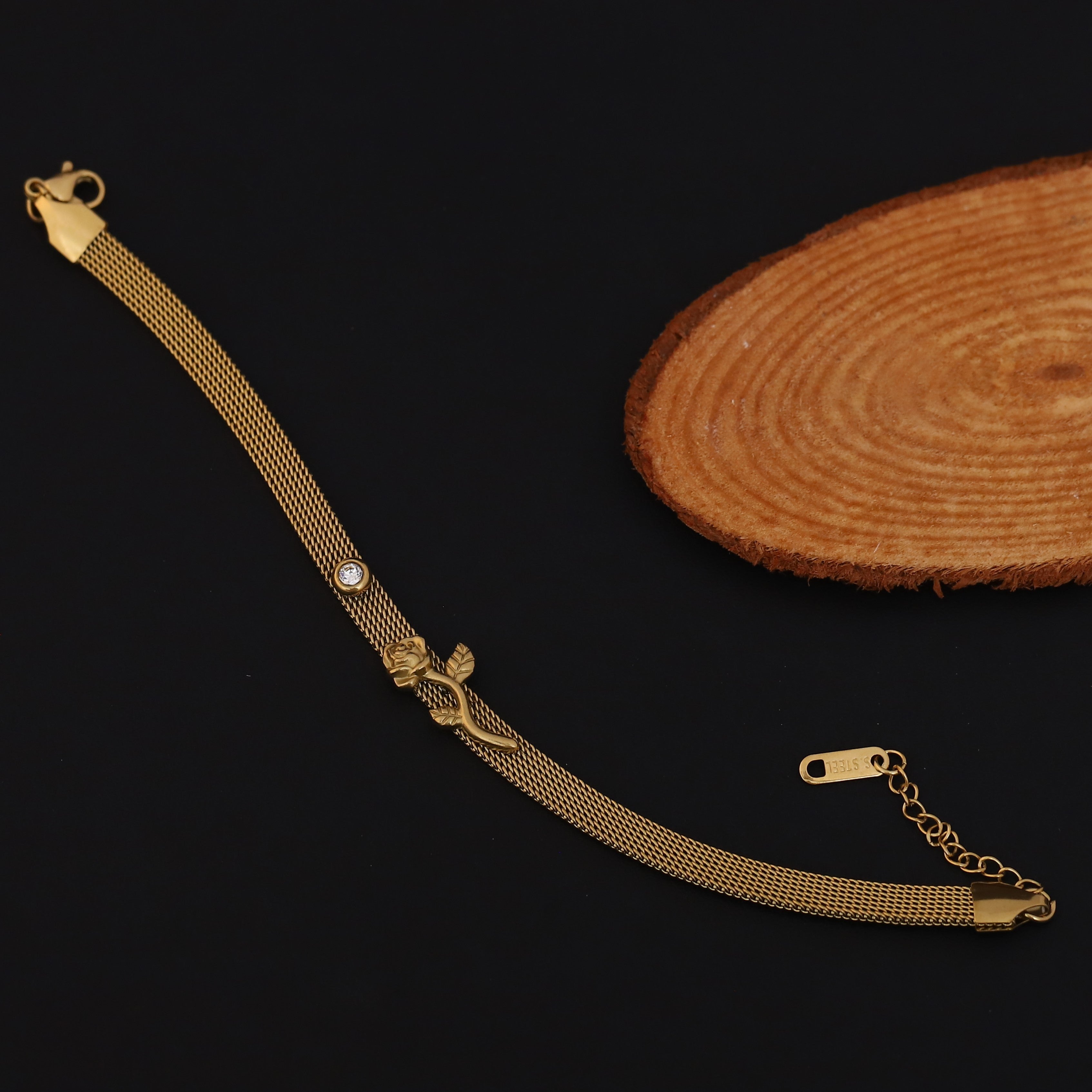 Golden RoseMesh Bracelet