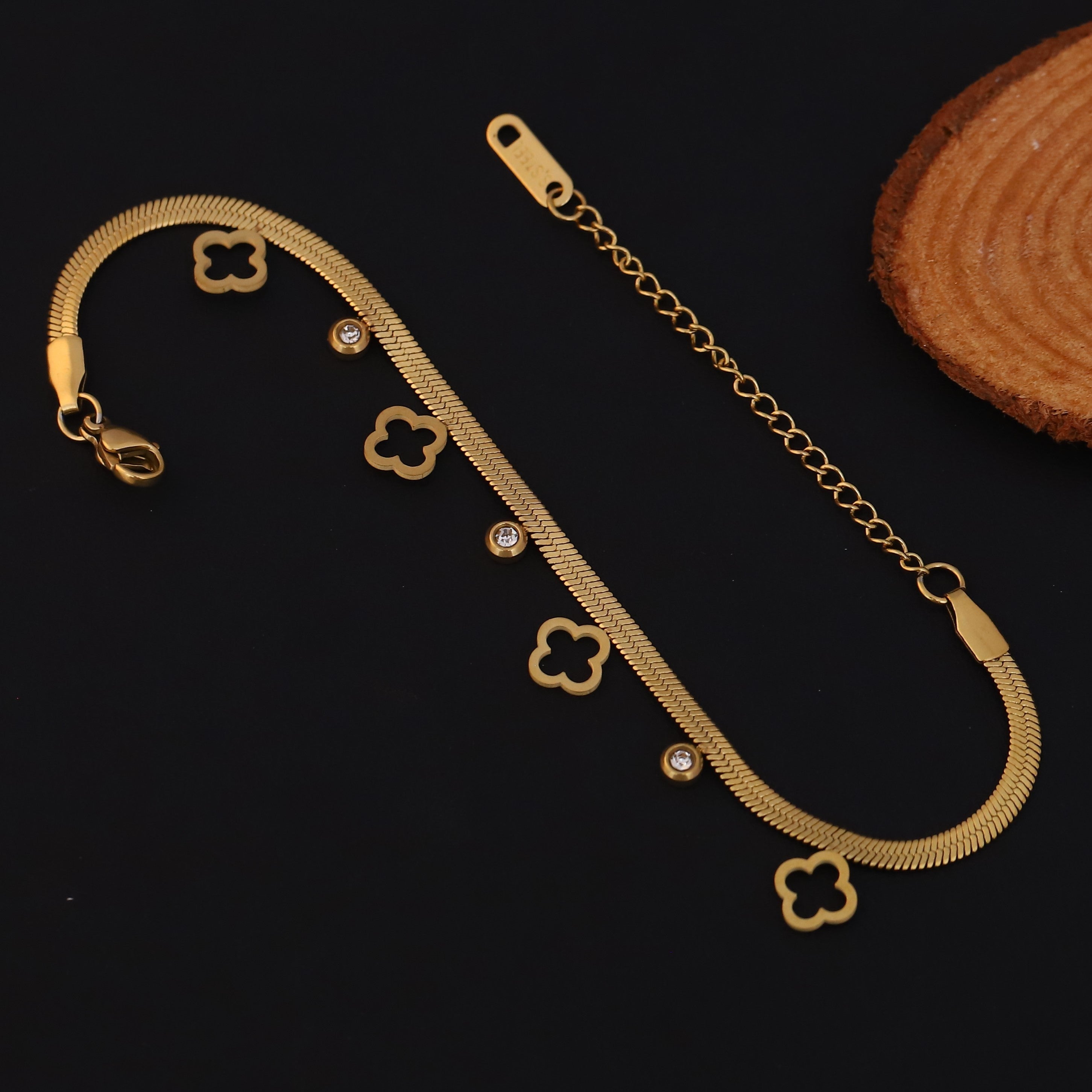Clover Charm Bracelet