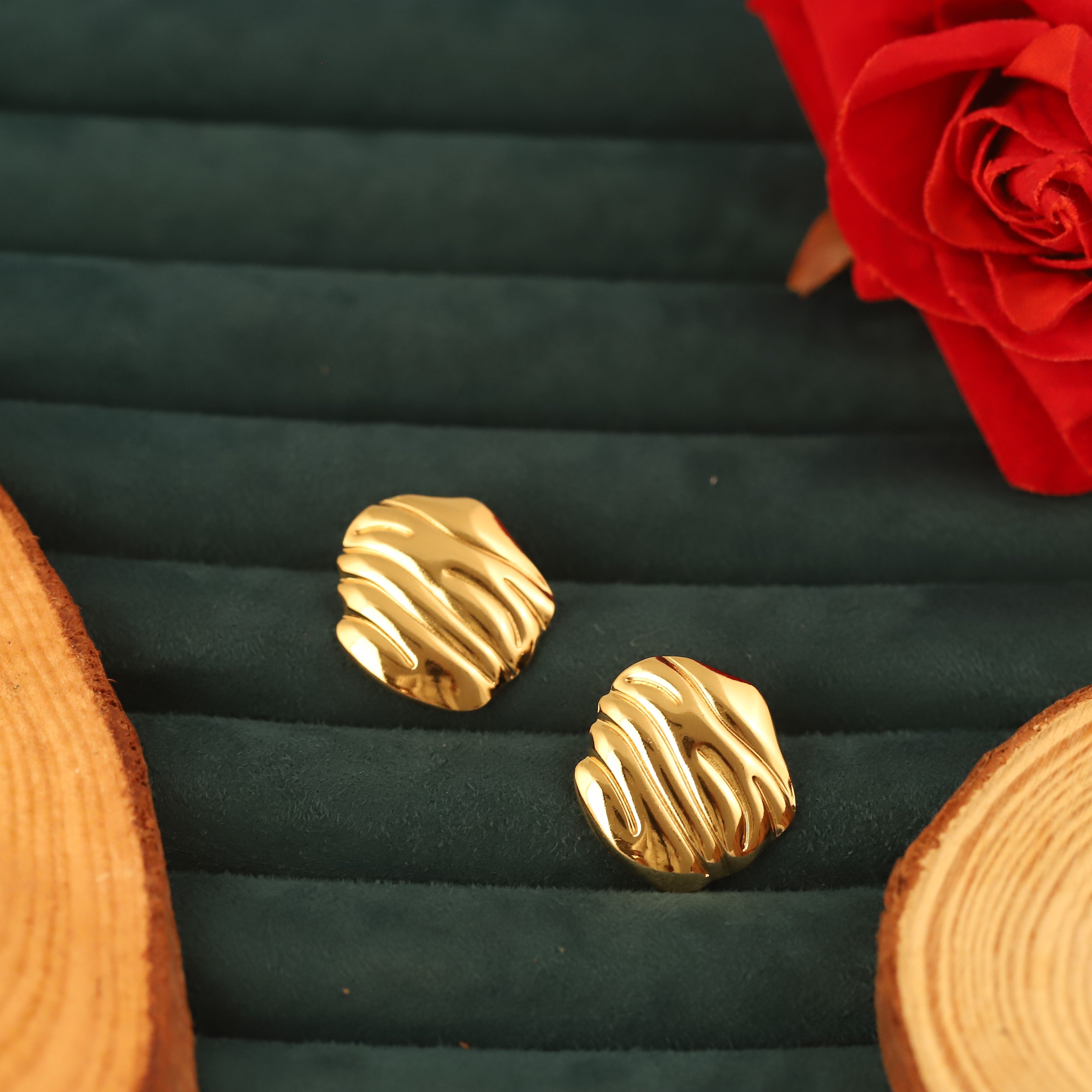 Golden Ripple Studs