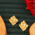 Load image into Gallery viewer, Golden Drape Studs
