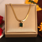 Load image into Gallery viewer, Emerald Majesty
