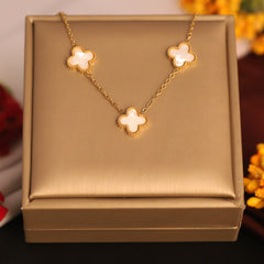 Solara Clover Chain