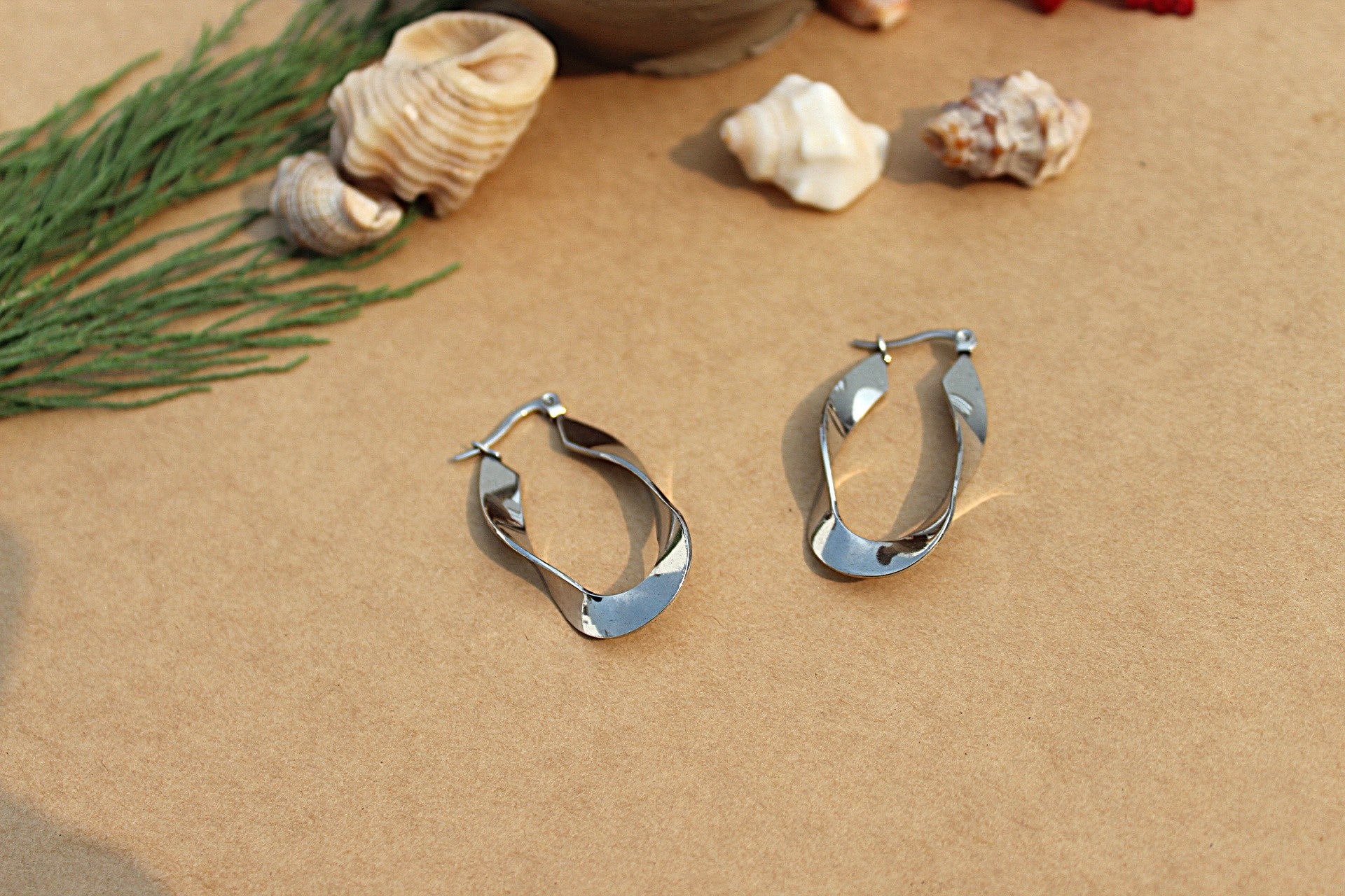 Silver Sway Hoops
