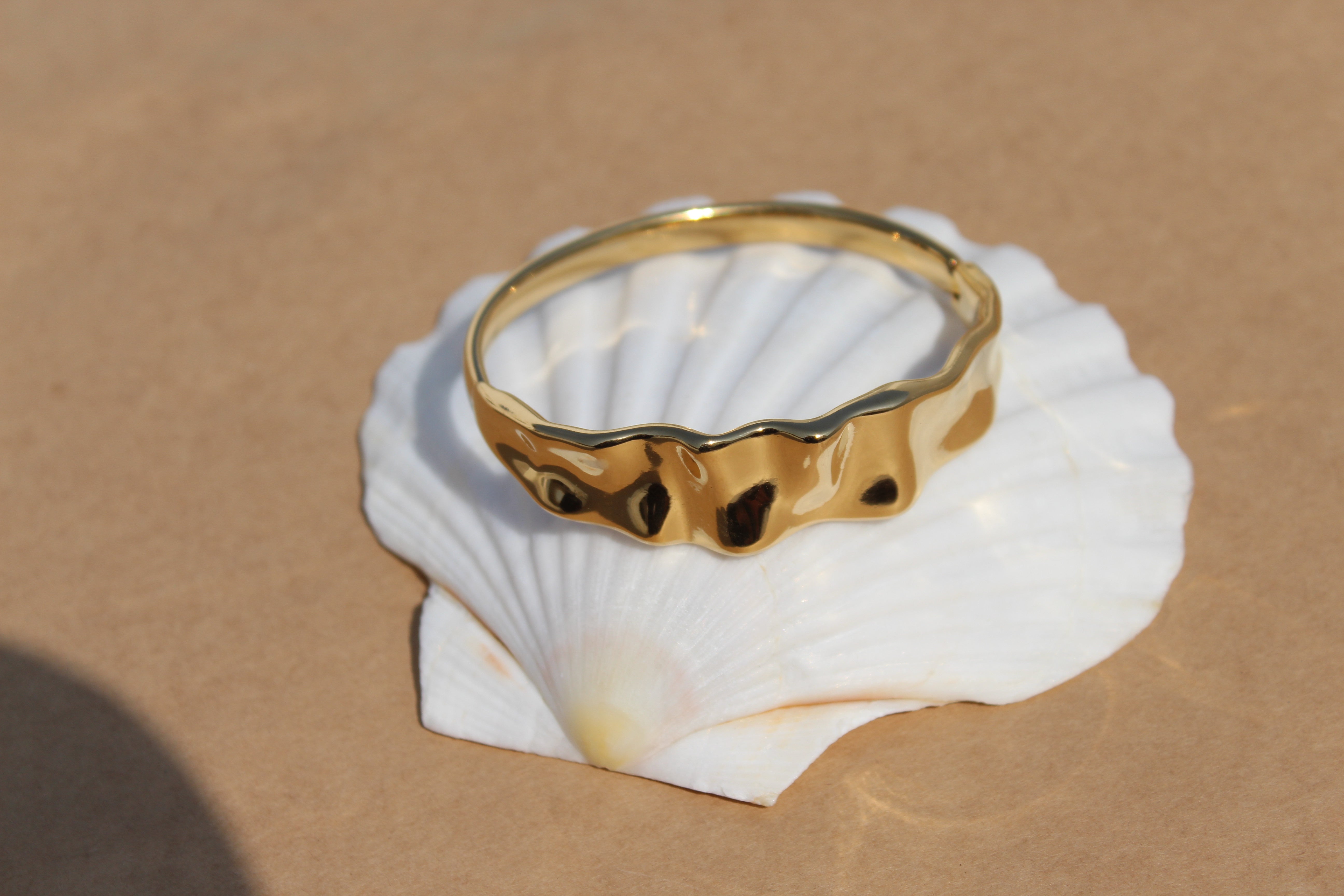 Luna Crest Bangle