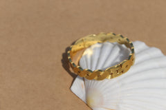 Waveline Bangle