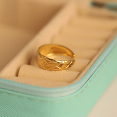 Quilted Gleam Ring
