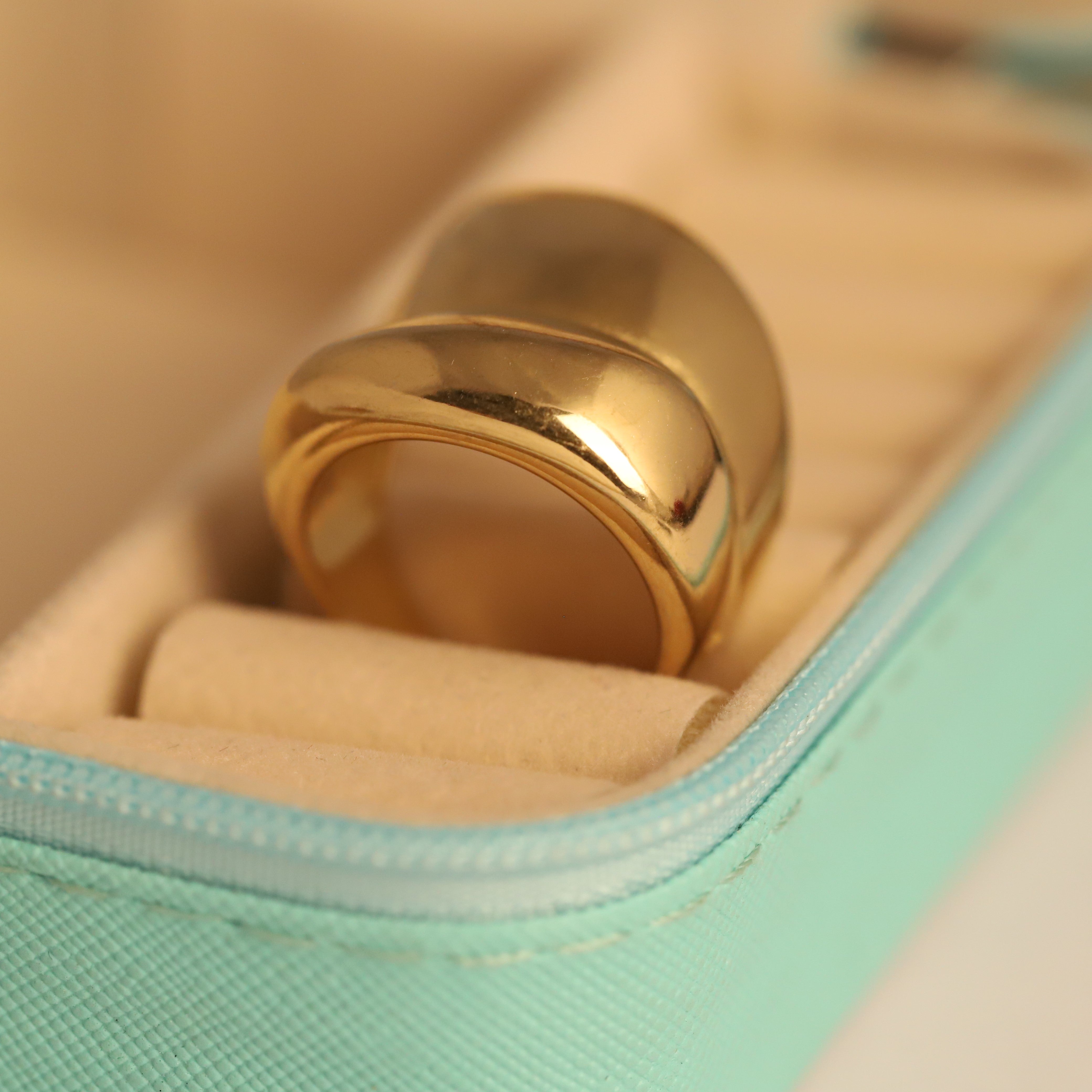 Lustrous Aura Ring