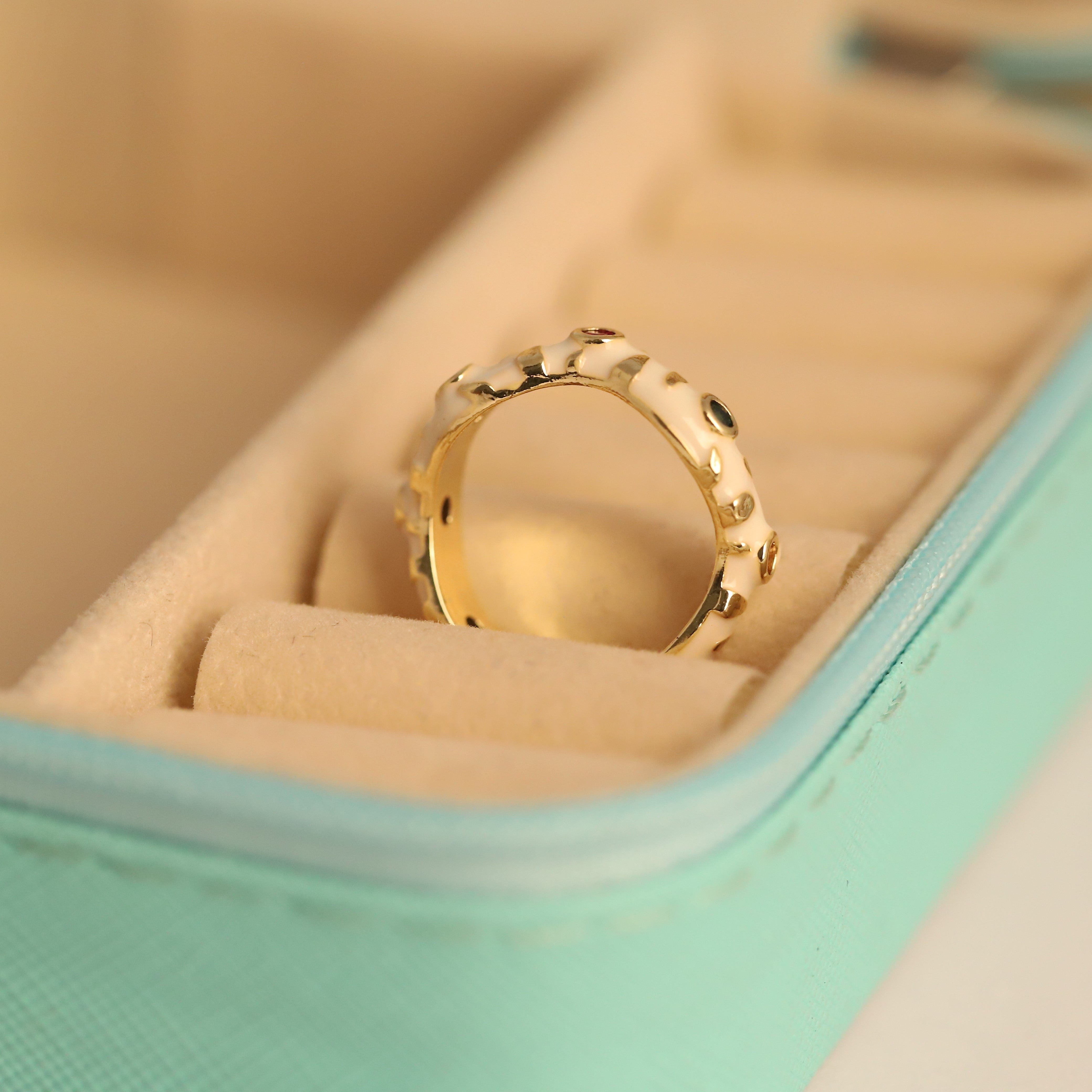 Dainty Darling Bow