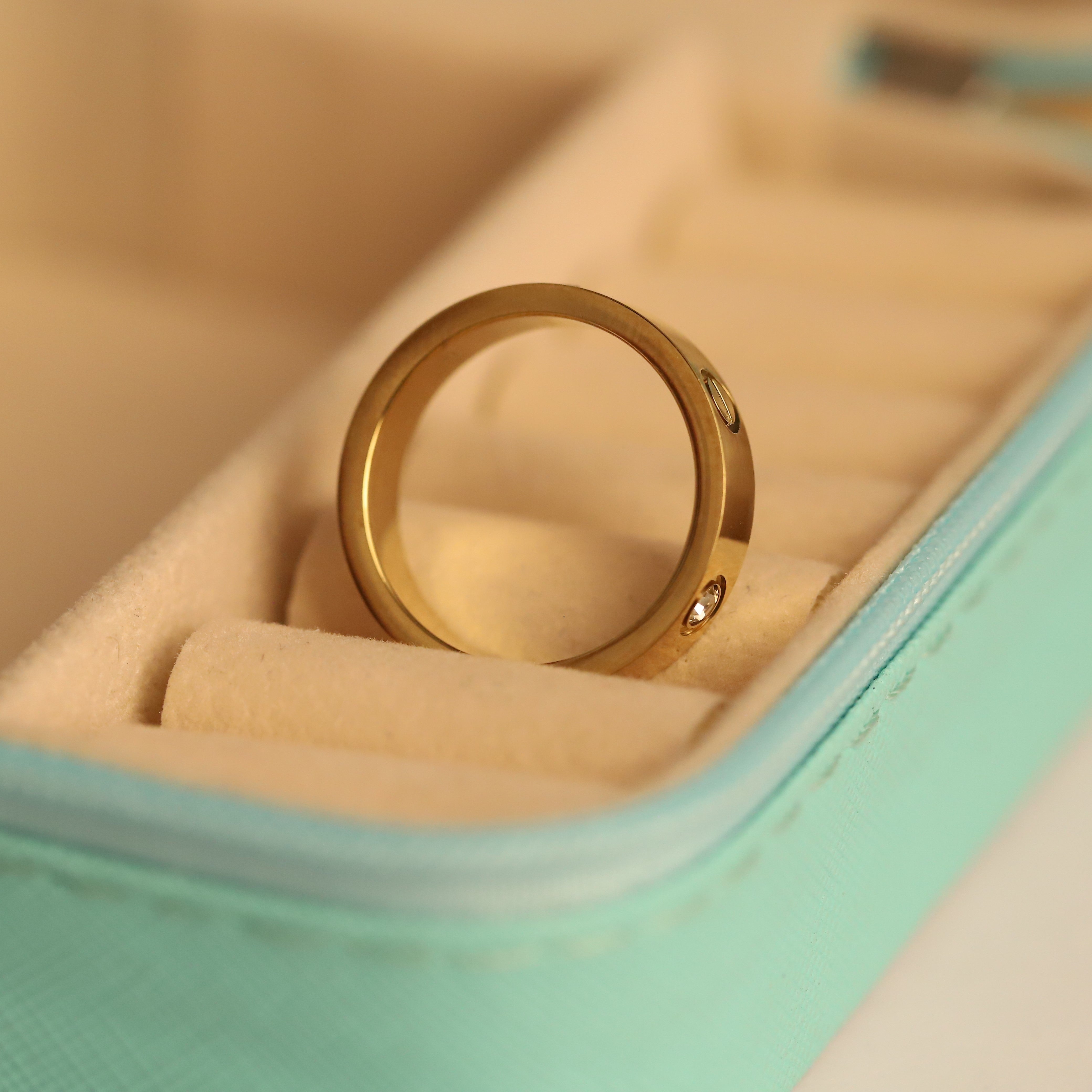 The Golden Steel Rivet Solitaire