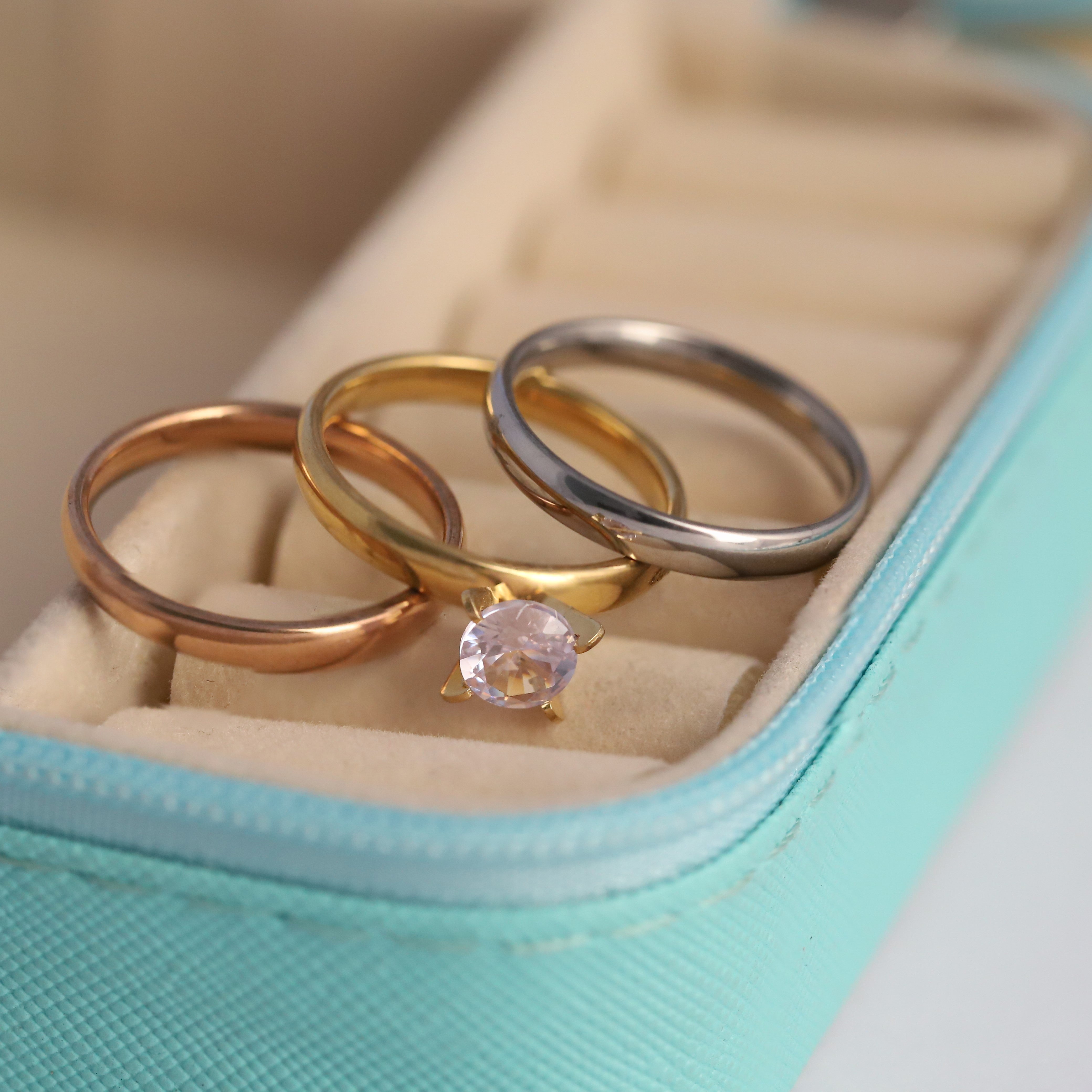Trinity Luxe Solitaire Ring Set