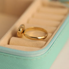 Classic Gold Heart Ring