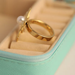 Pearl Grace Bow Ring