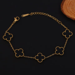 black_bracelet