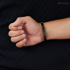 Onyx Dual-Tone Cable Bracelet